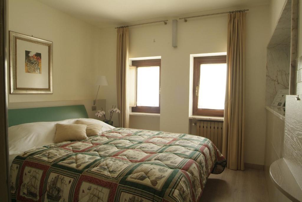 Chambres D'Hotes Nuits De Reve Roisan ห้อง รูปภาพ