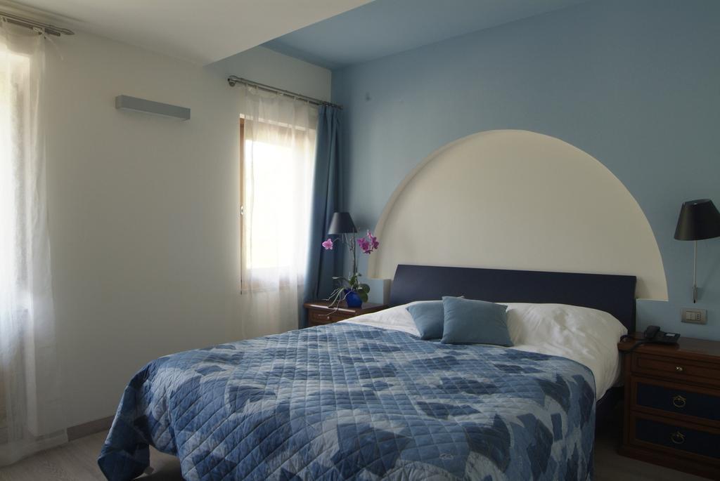 Chambres D'Hotes Nuits De Reve Roisan ภายนอก รูปภาพ