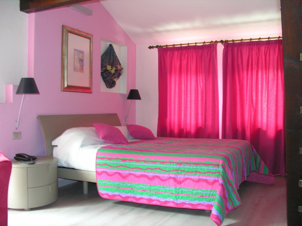 Chambres D'Hotes Nuits De Reve Roisan ภายนอก รูปภาพ