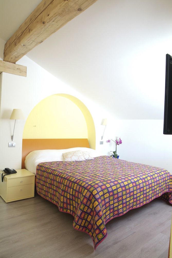 Chambres D'Hotes Nuits De Reve Roisan ภายนอก รูปภาพ